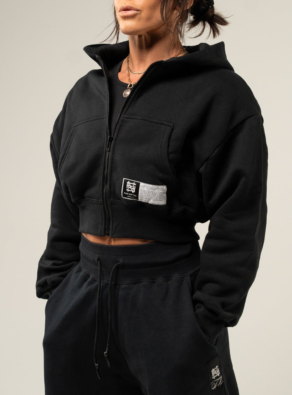 WOMEN'S ZIPPER HOODIE - BLACK