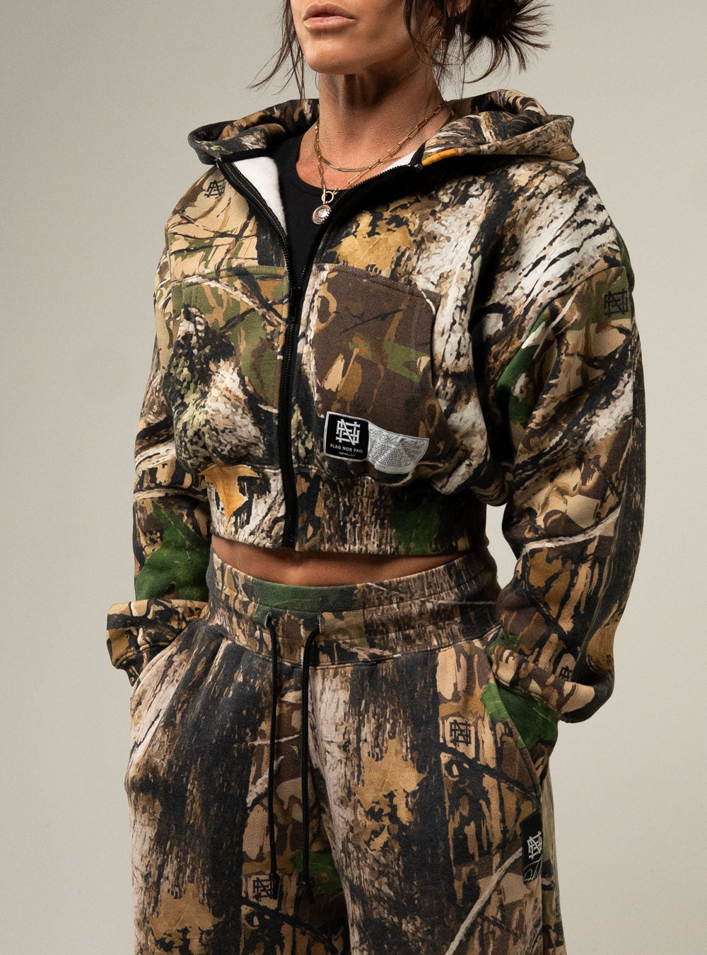 WOMEN'S ZIPPER HOODIE - CAMO