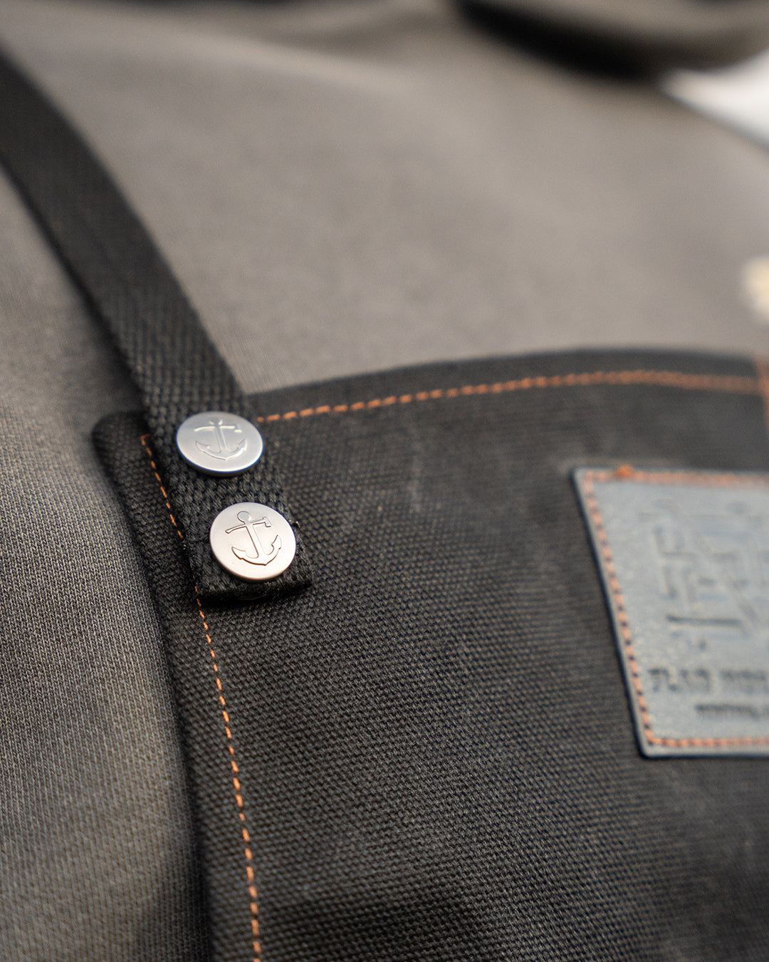 APRON - WAXED CANVAS