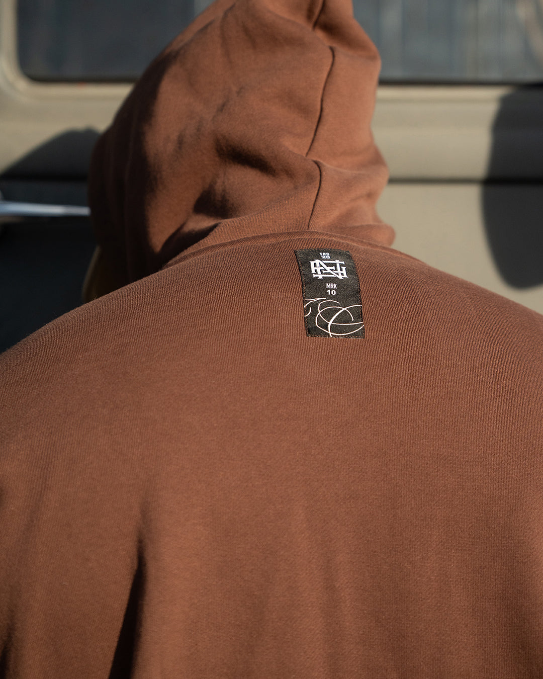 CHAMP HOODIE - BROWN