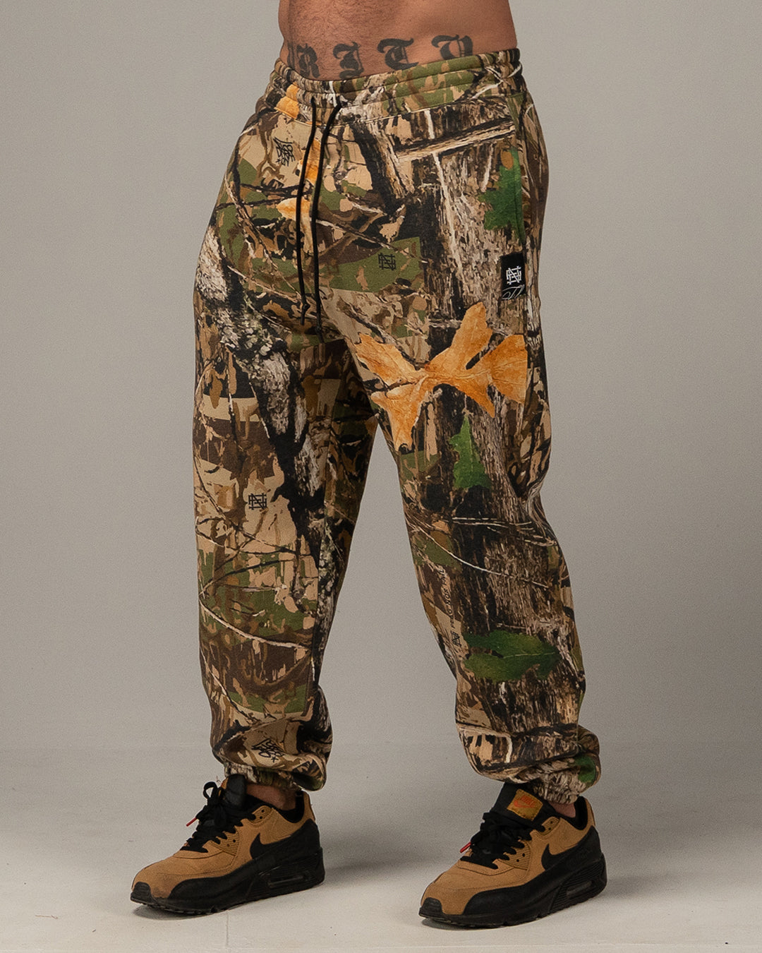 CHAMP JOGGERS - CAMO