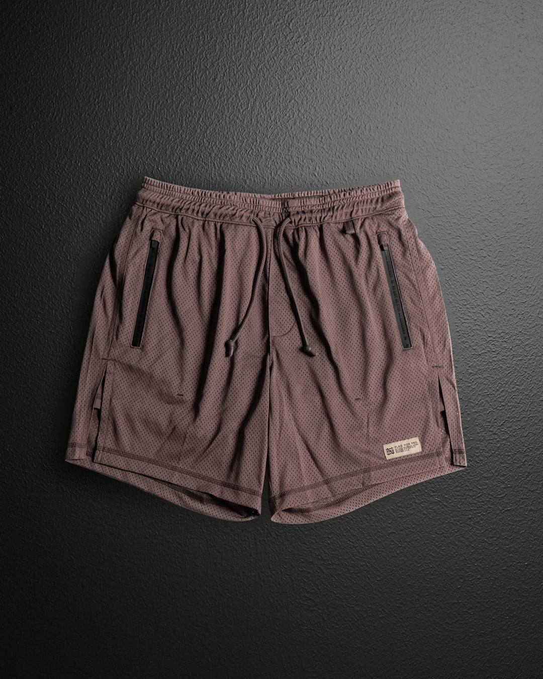 MENS MOMENTUM PATCH MESH SHORTS - EARTH