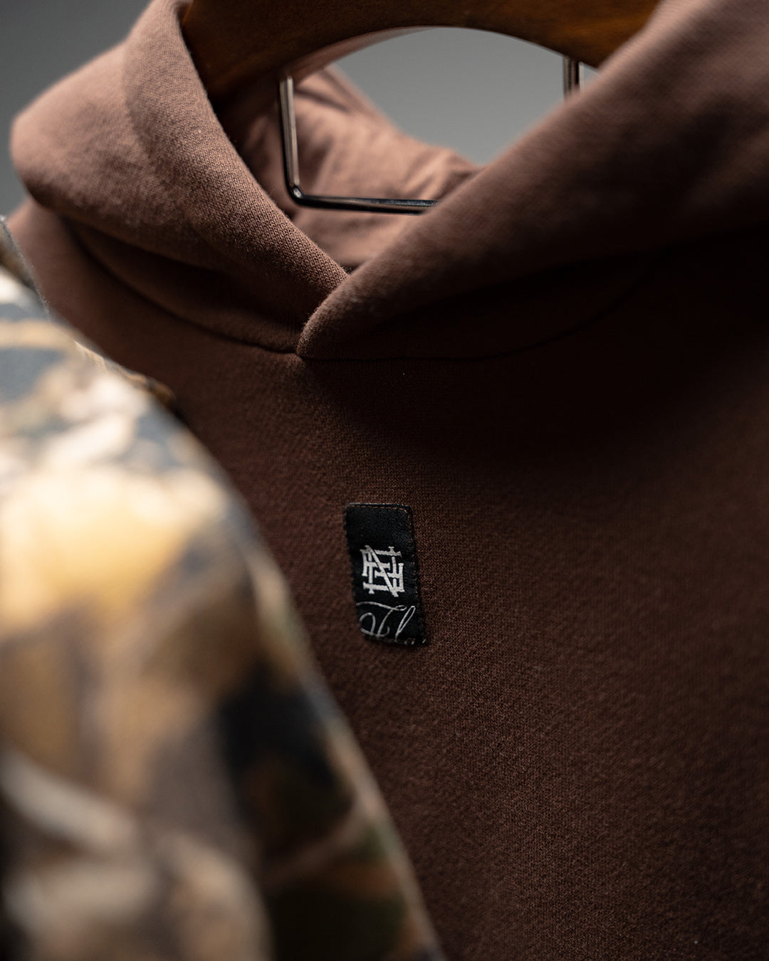 CHAMP HOODIE - BROWN