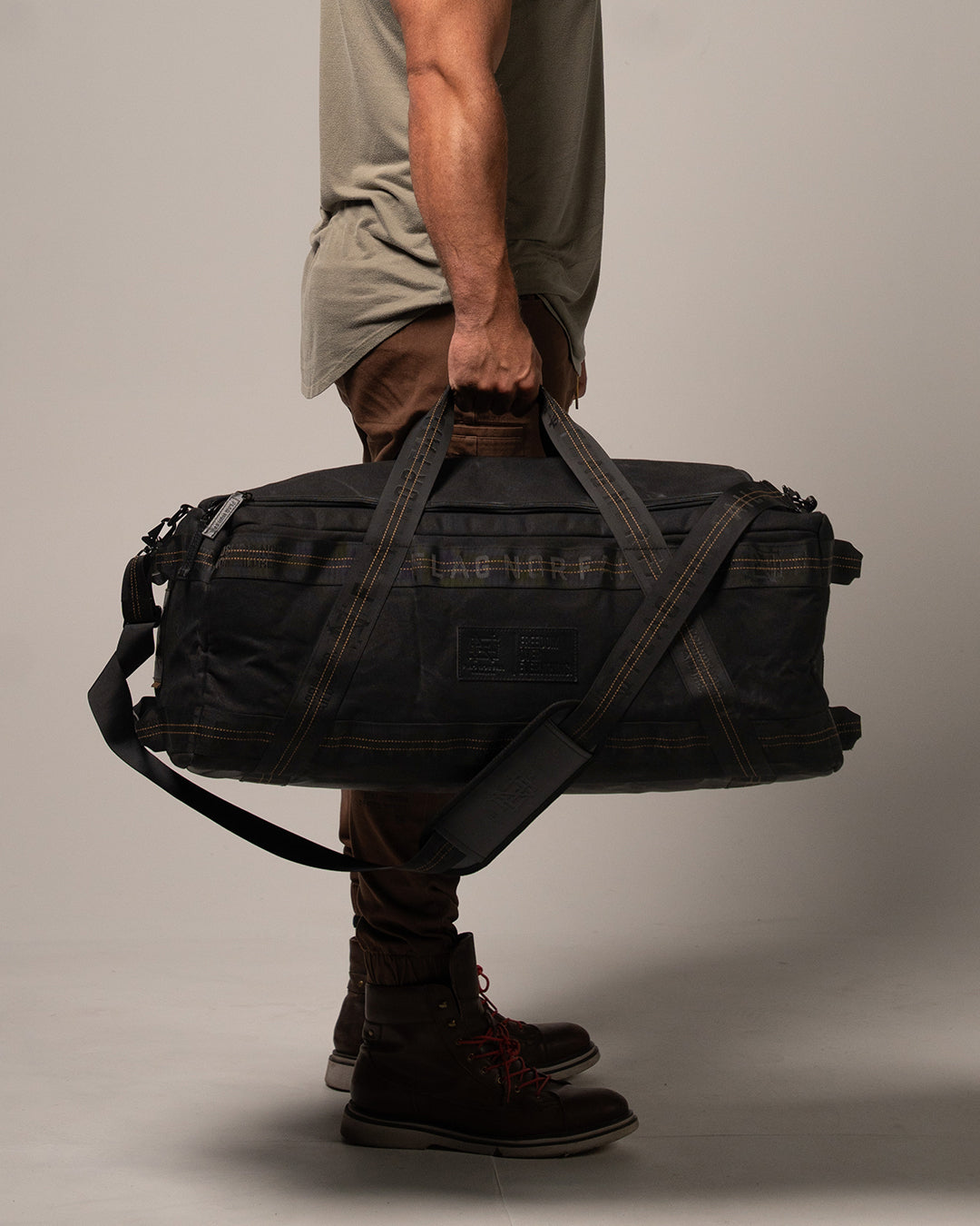 XL DUFFLE BAG - CANVAS