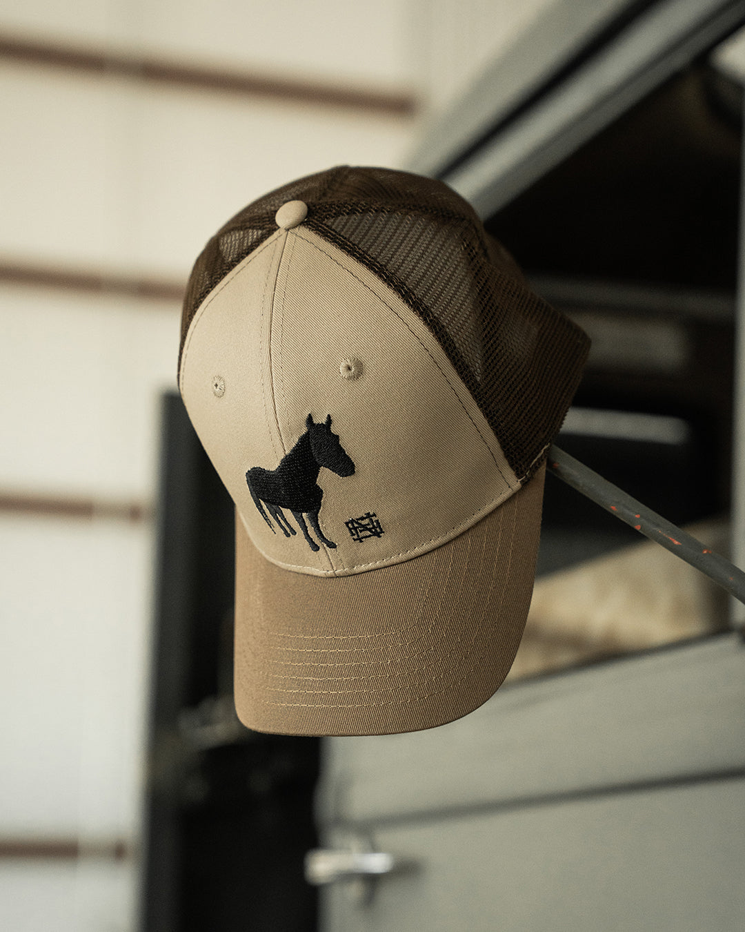 OSCAR TRUCKER HAT - TAN