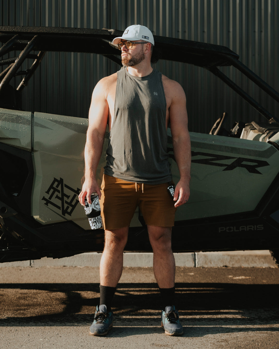 GOAT SHORTS - SADDLE