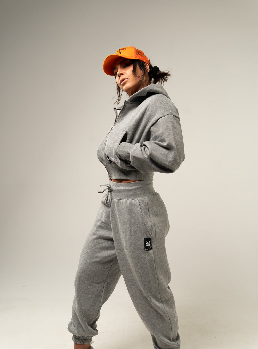 WOMEN'S ZIPPER HOODIE - GREY