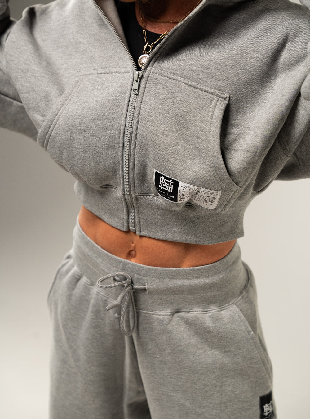 WOMEN'S ZIPPER HOODIE - GREY