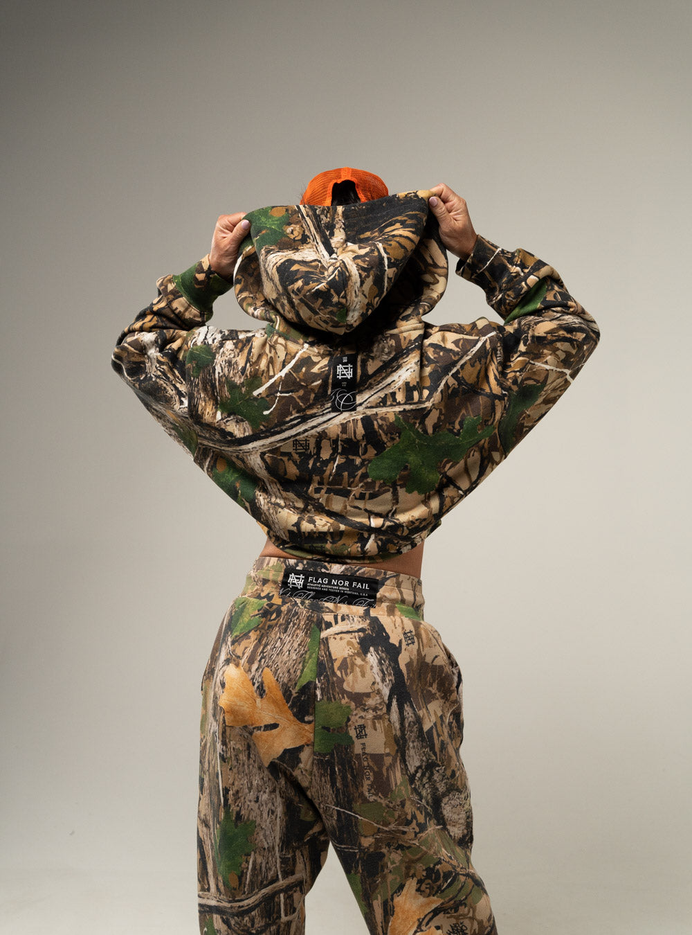 WOMEN'S ZIPPER HOODIE - CAMO