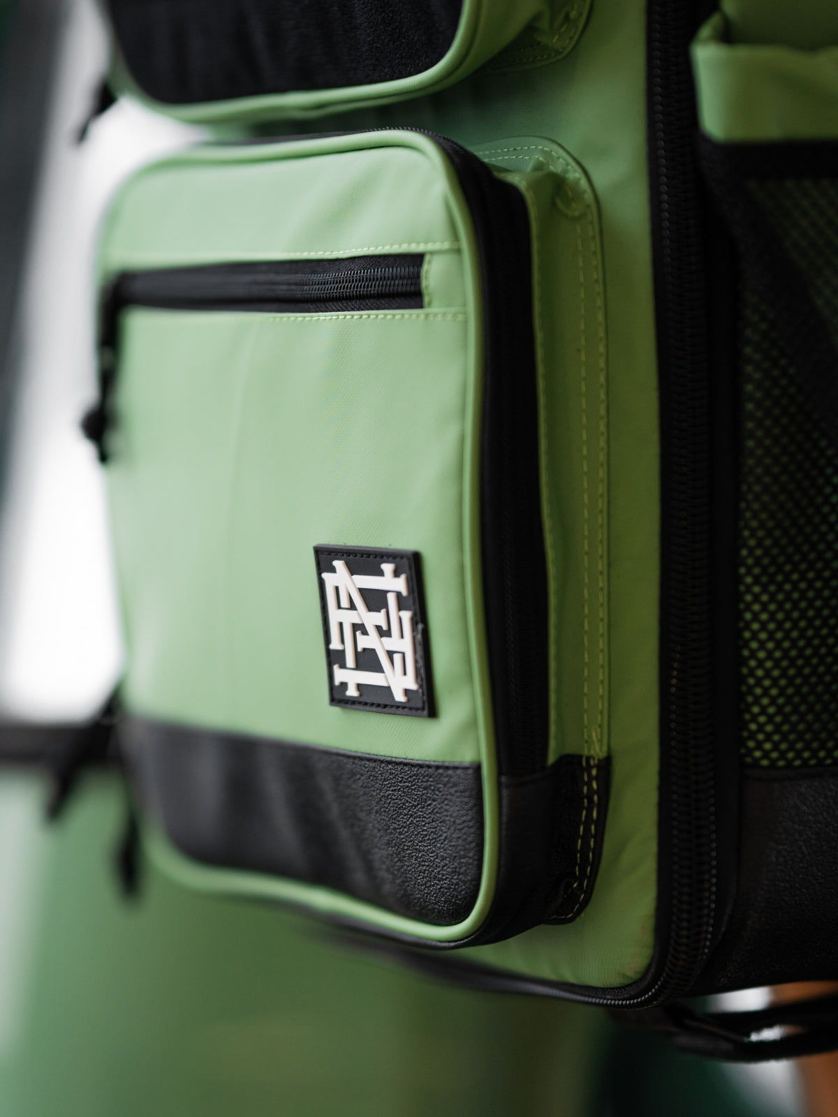 MOMENTUM FREIGHT PACK 50L- GREEN