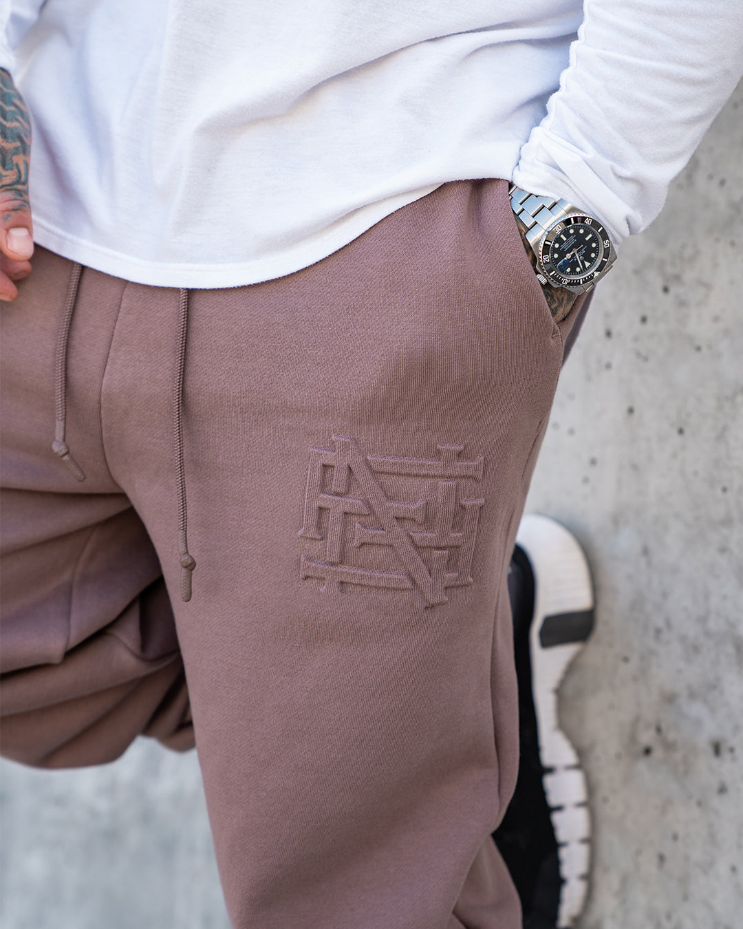 EMBOSSED CHAMP JOGGERS-EARTH