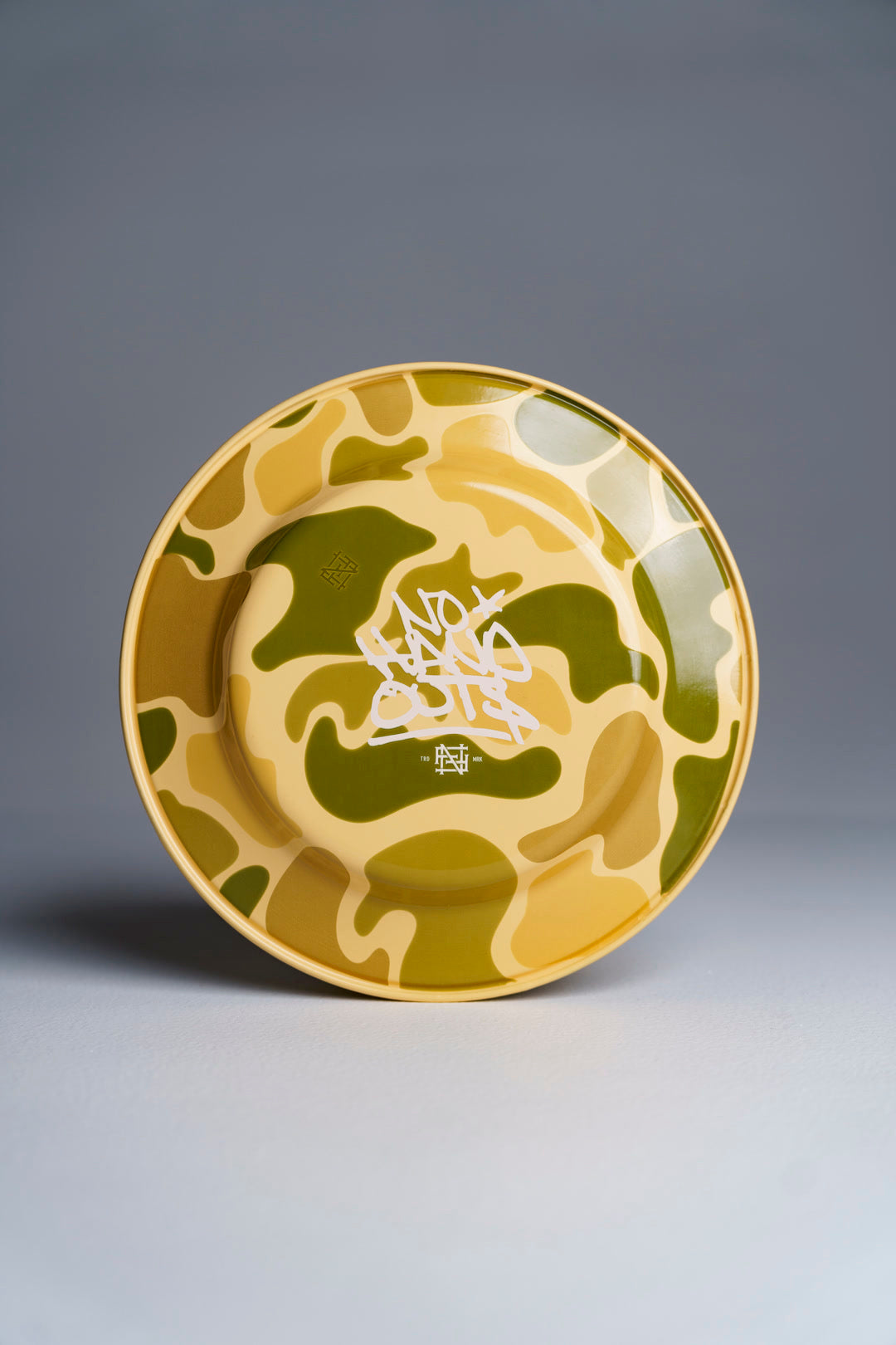 PLATE SET - CAMO