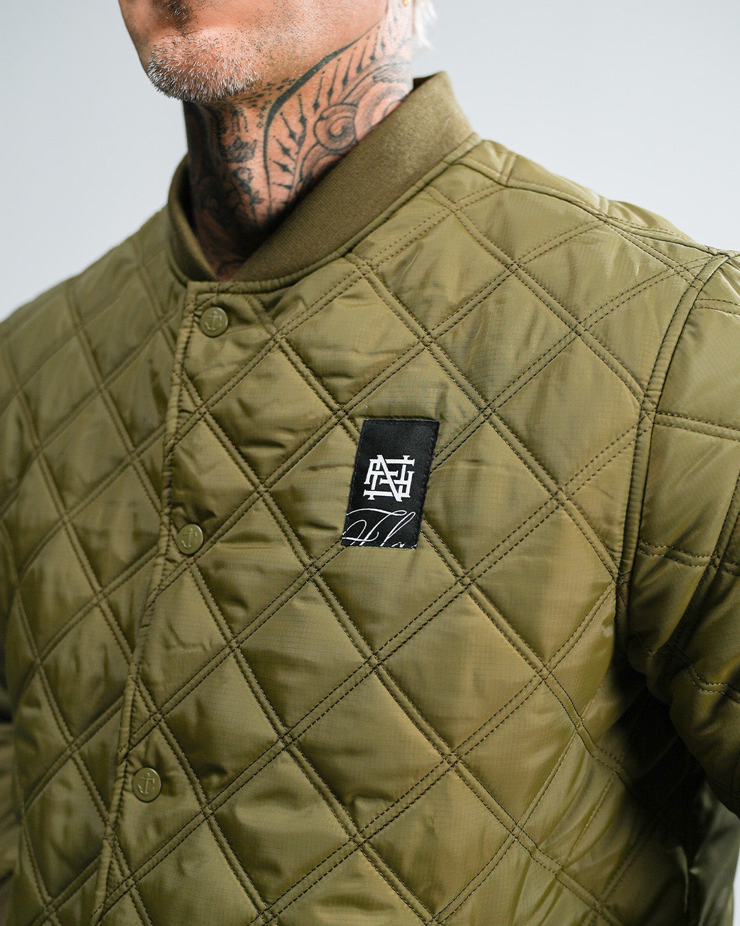 BOMBER JACKET - OLIVE