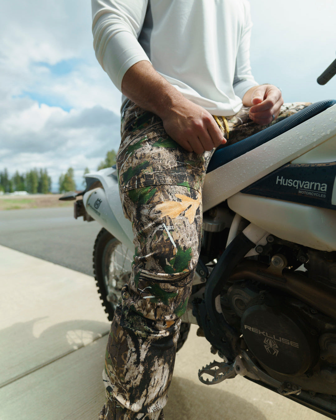 GOAT JOGGER - WOODLAND CAMO