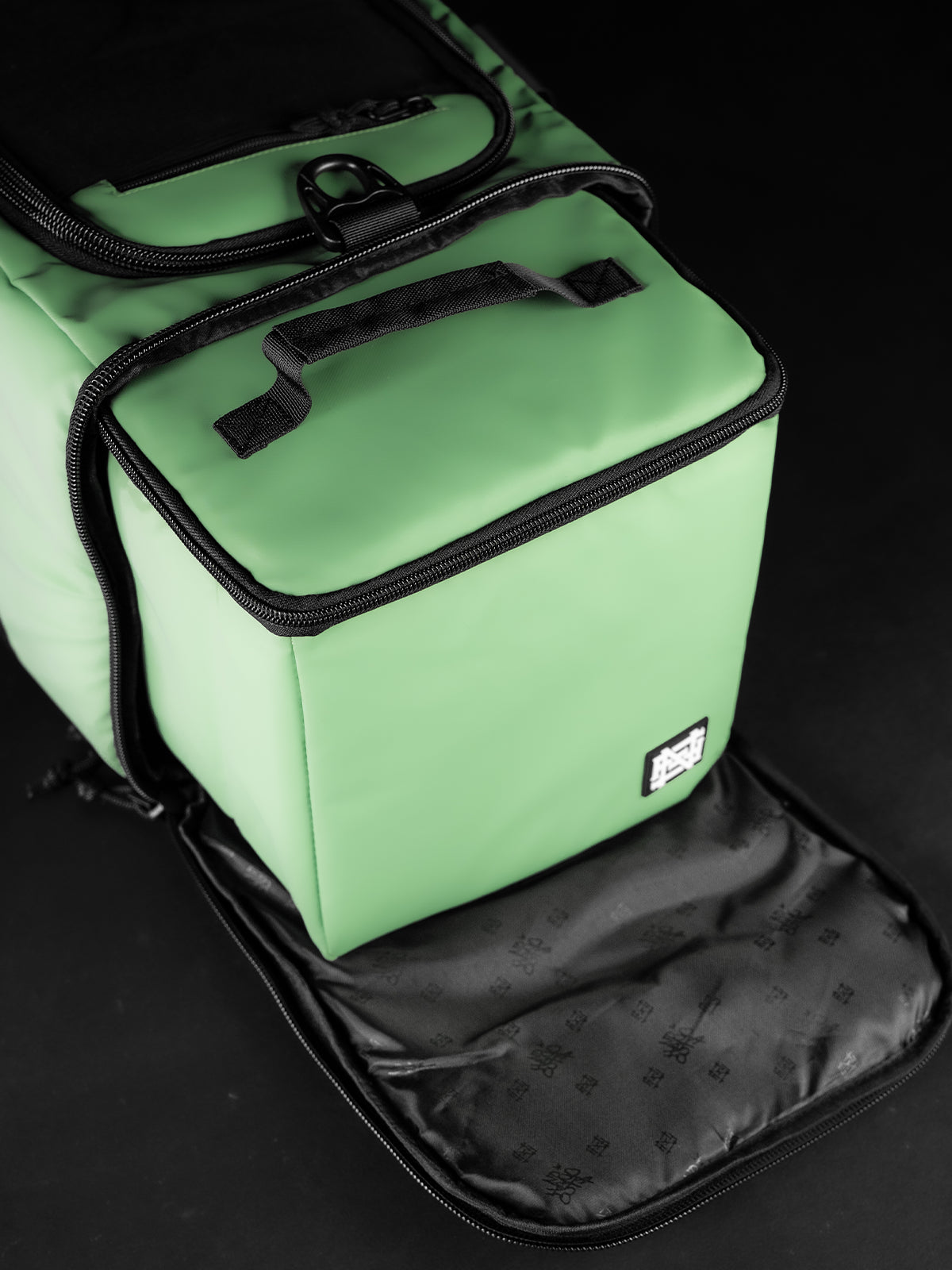 MOMENTUM DUFFLE BAG 44L - GREEN