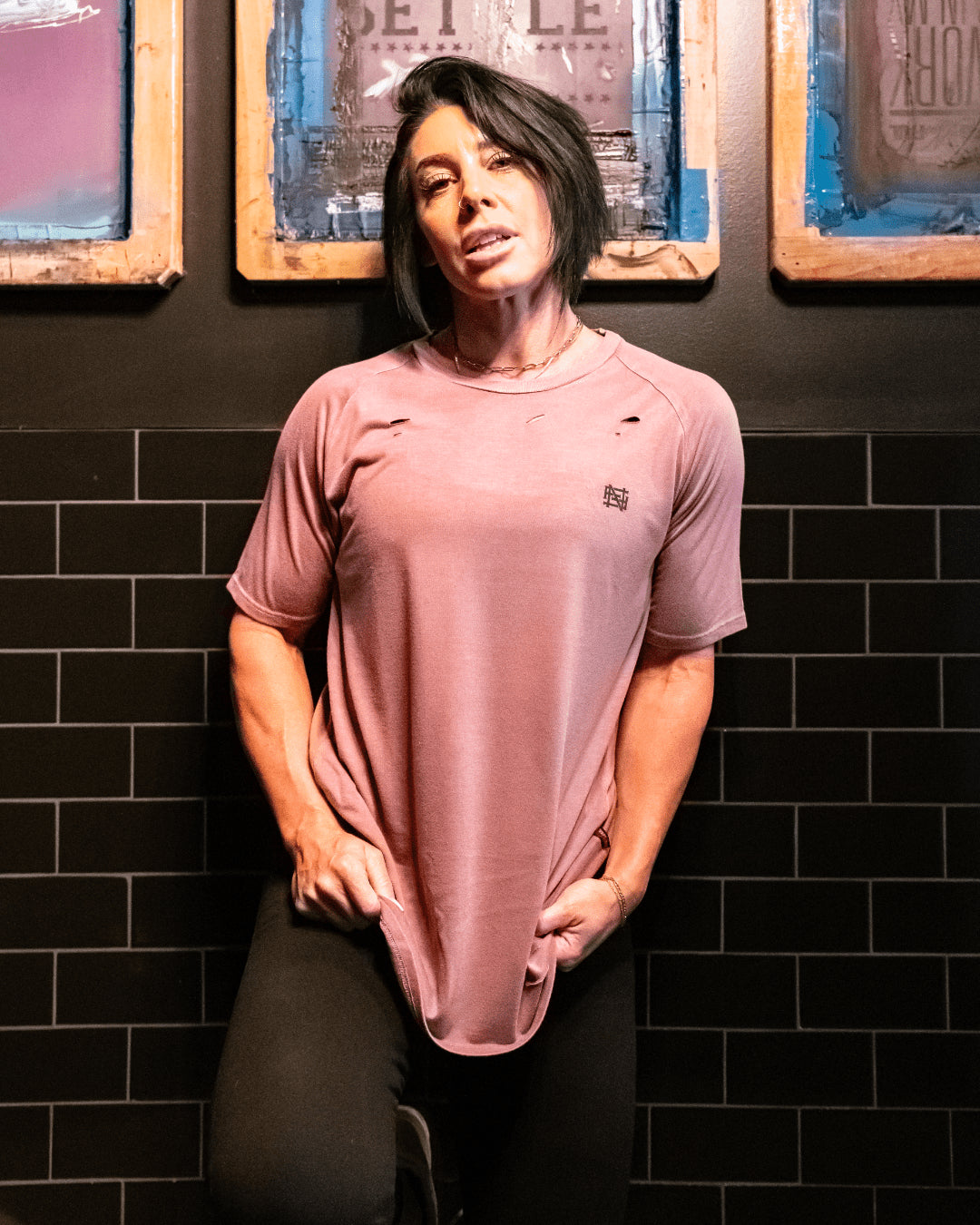 MOTO DISTRESSED TEE - MAROON