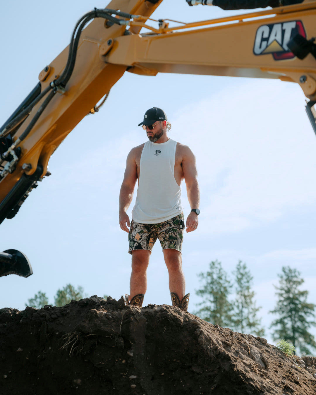 NO HANDOUTS BRO TANK - WHITE