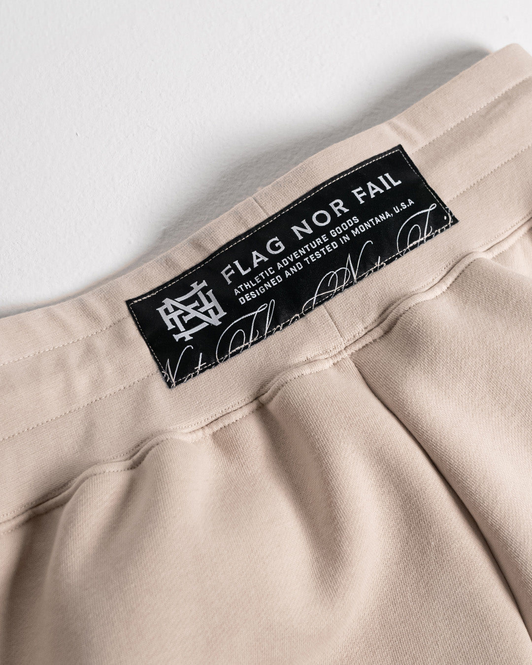 WOMENS OVERSIZED SWEATPANTS - TAN