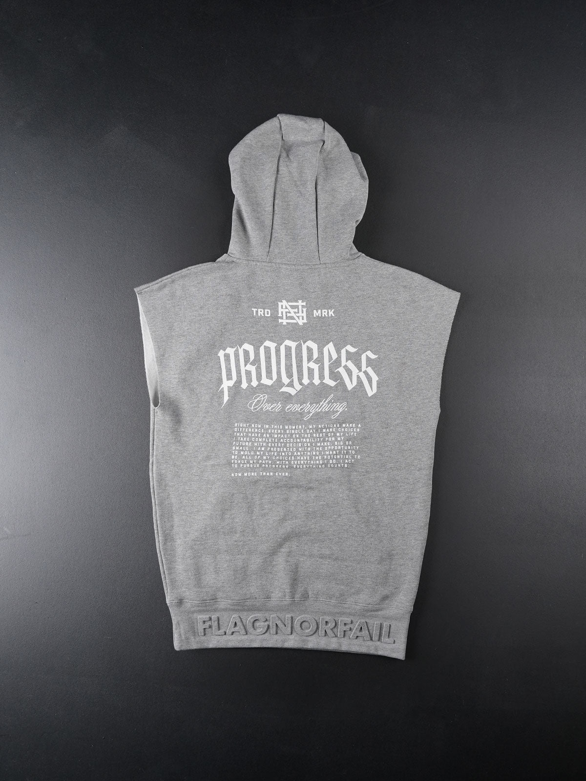 PROGRESS SLEEVELESS PULLOVER - GREY