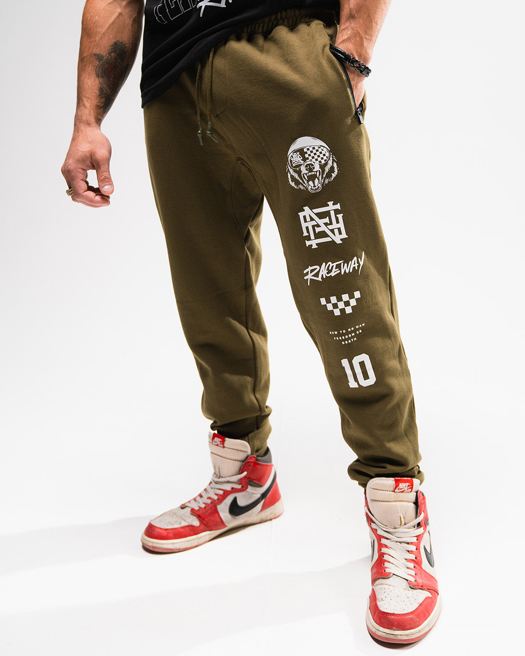 RACE BEAR FITTED JOGGERS - OLIVE