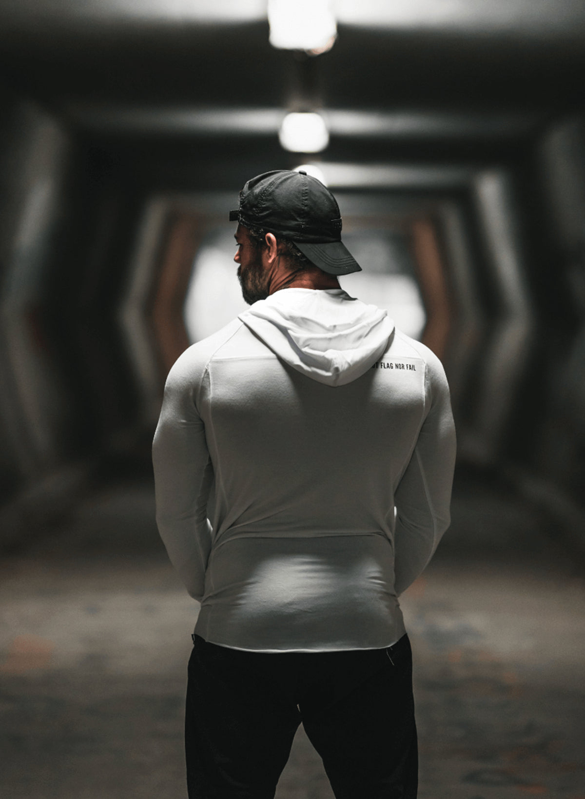 CORE PULLOVER- WHITE