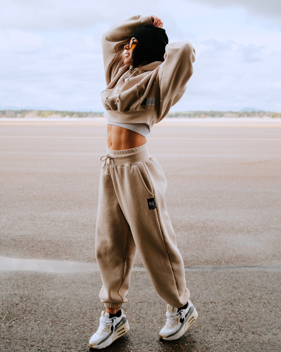 WOMENS OVERSIZED CROP HOODIE - TAN