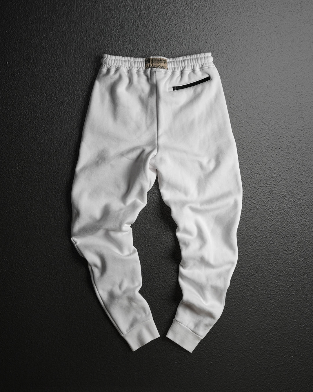 EMBOSSED FITTED JOGGERS-WHITE