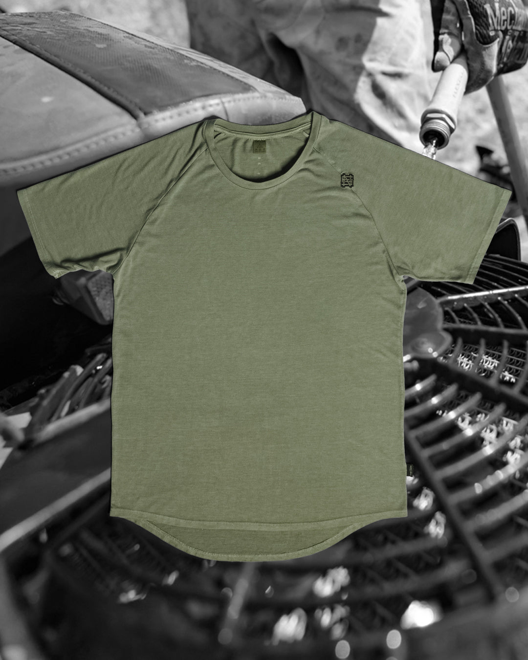 MOTO TEE - OLIVE