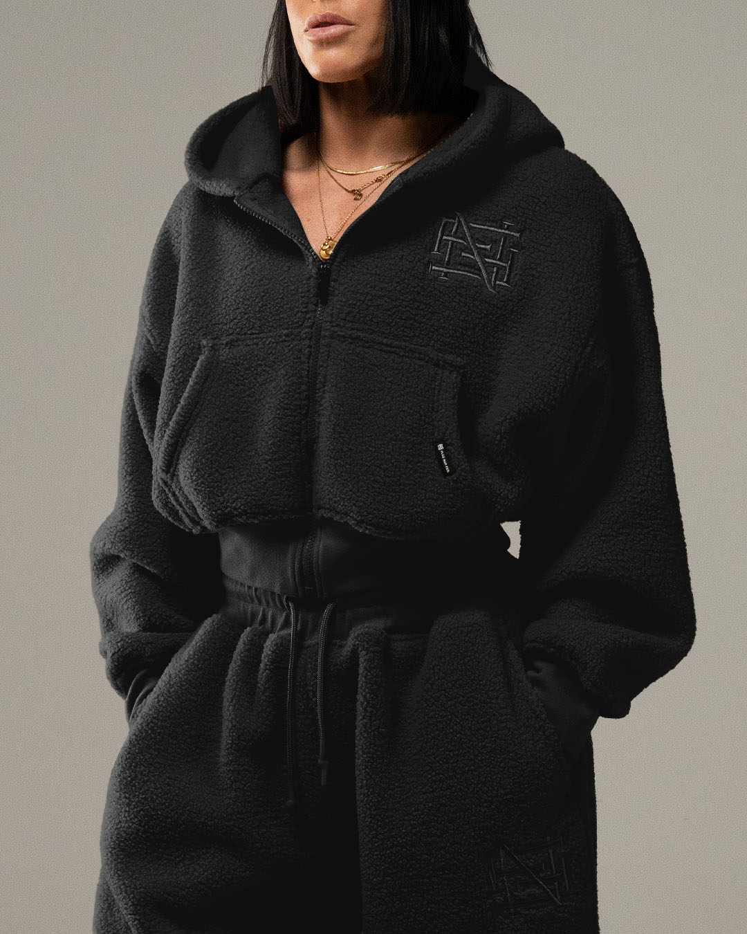WOMENS OVERSIZED CROP HOODIE - BLACK SHERPA