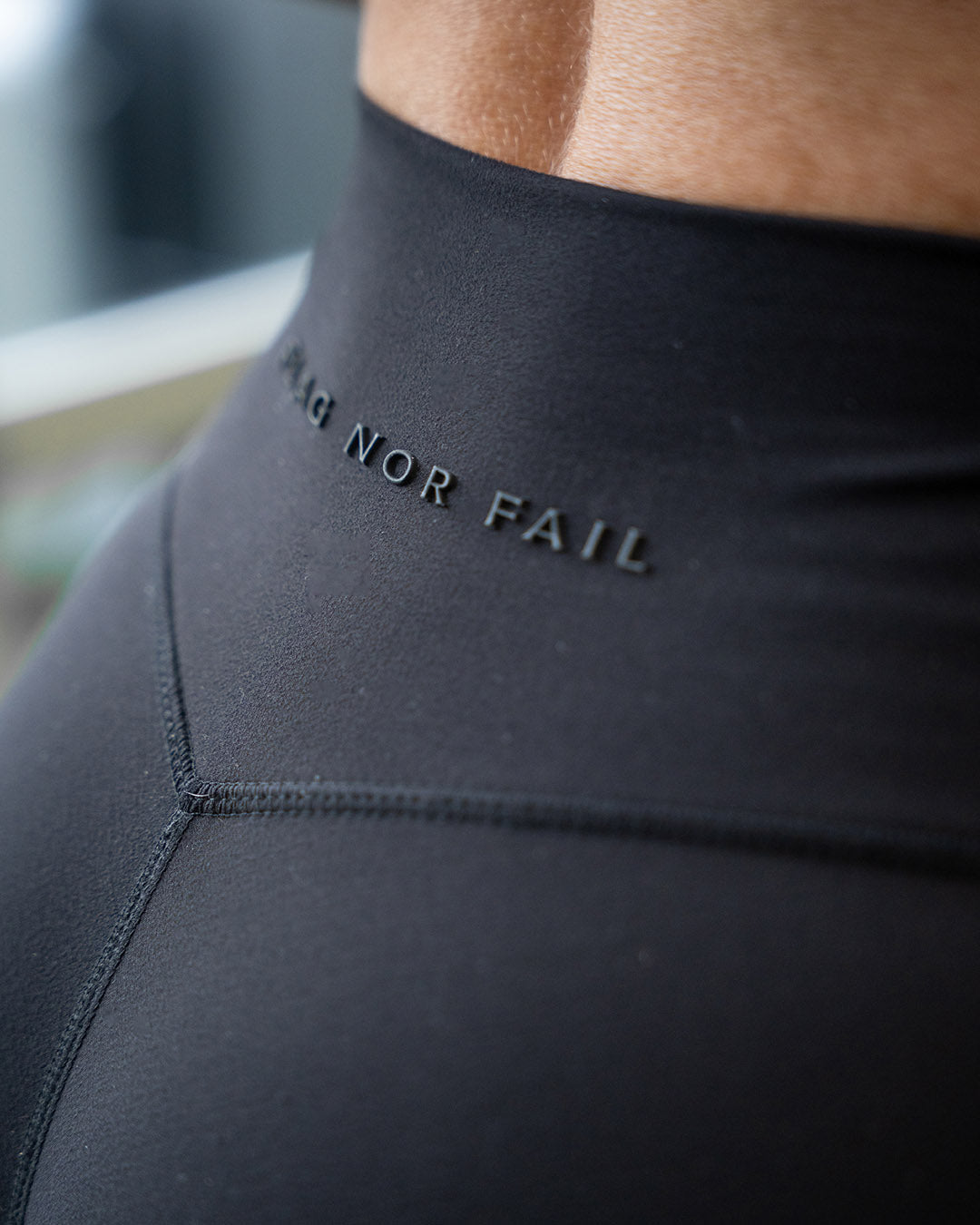 WOMENS LEGGINGS - BLACK