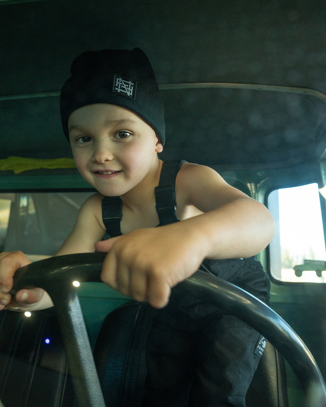 YOUTH PATCH BEANIE - BLACK