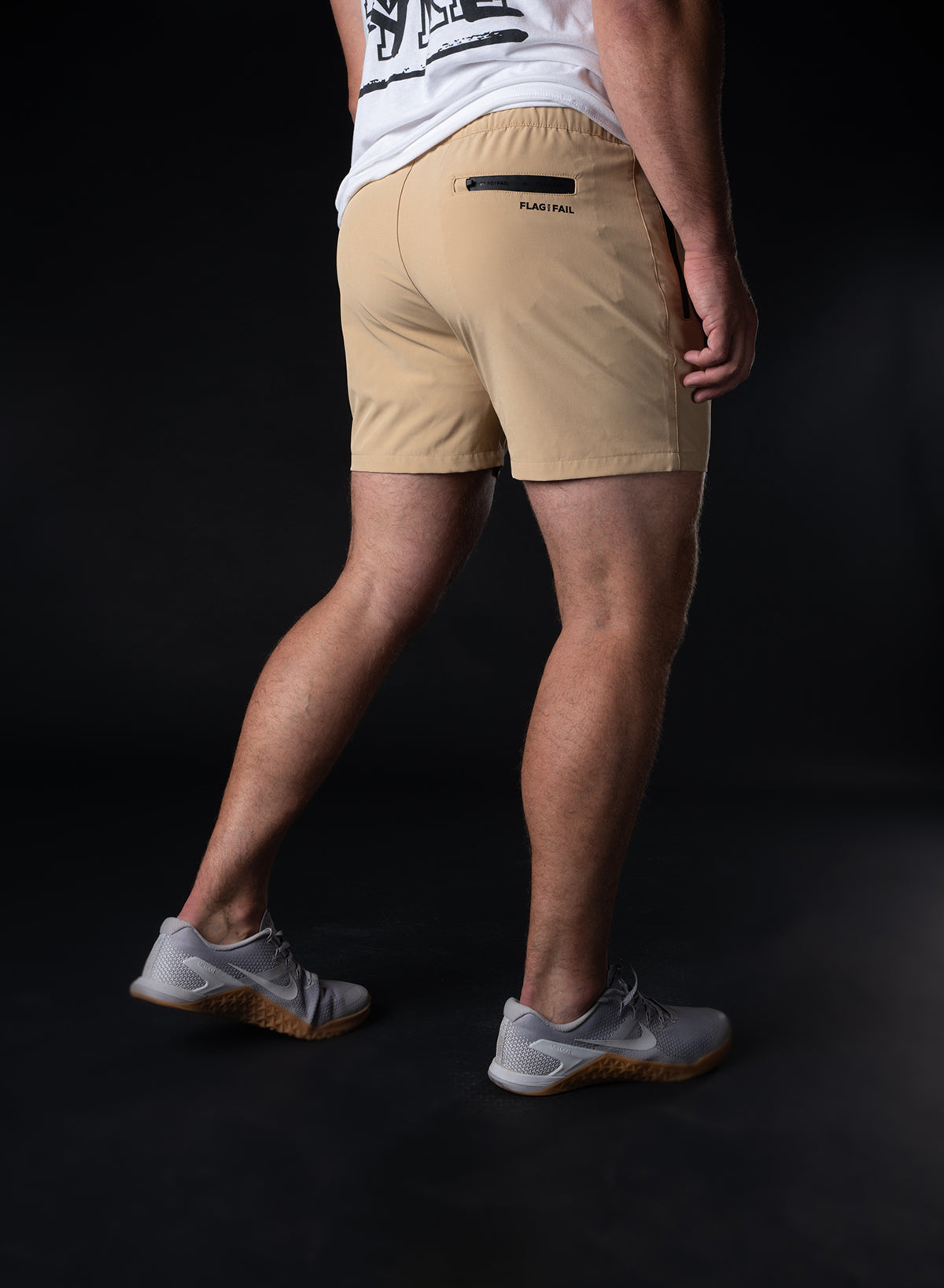 EVERYDAY SHORTIES 5.5" - KHAKI