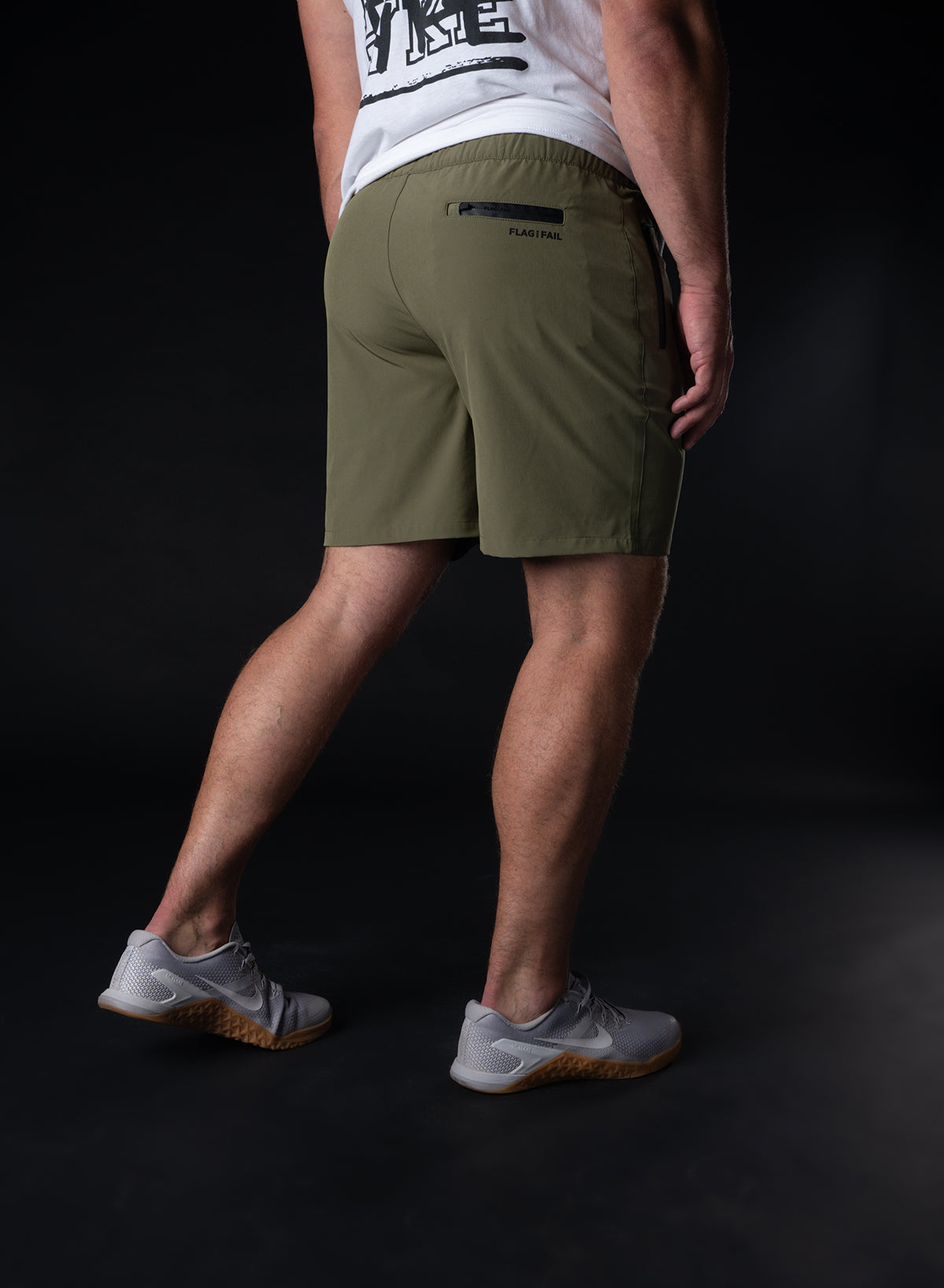 EVERYDAY SHORTS 7.5" - OLIVE